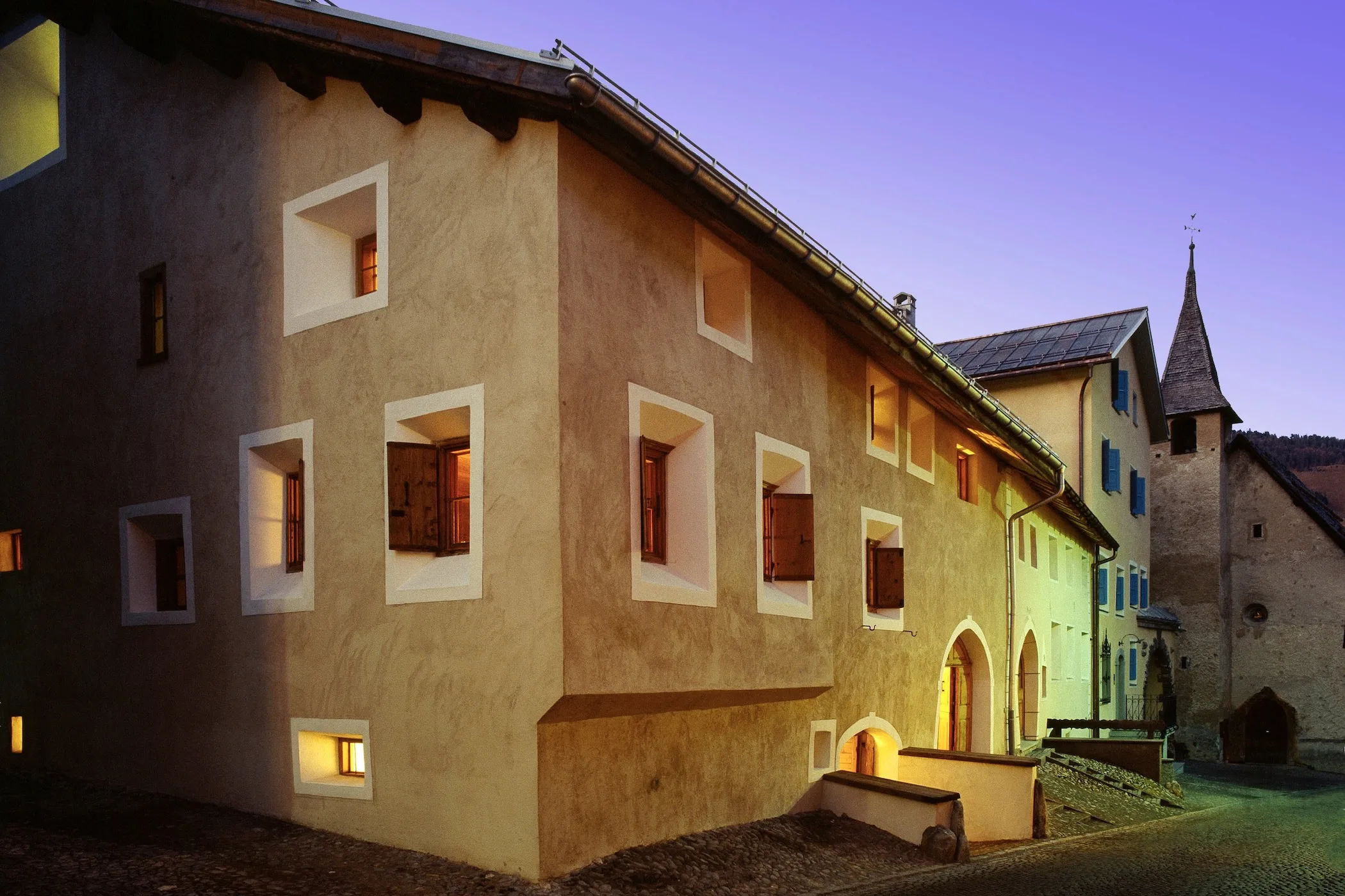 Galerie Monica de Cardenas | Zuoz