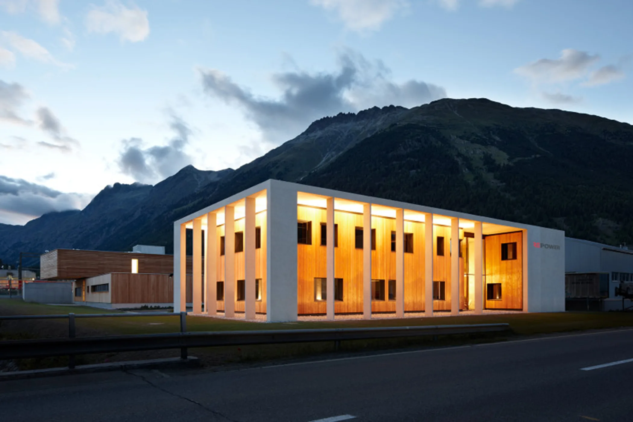 Büro- und Werkstattgebäude | Bever