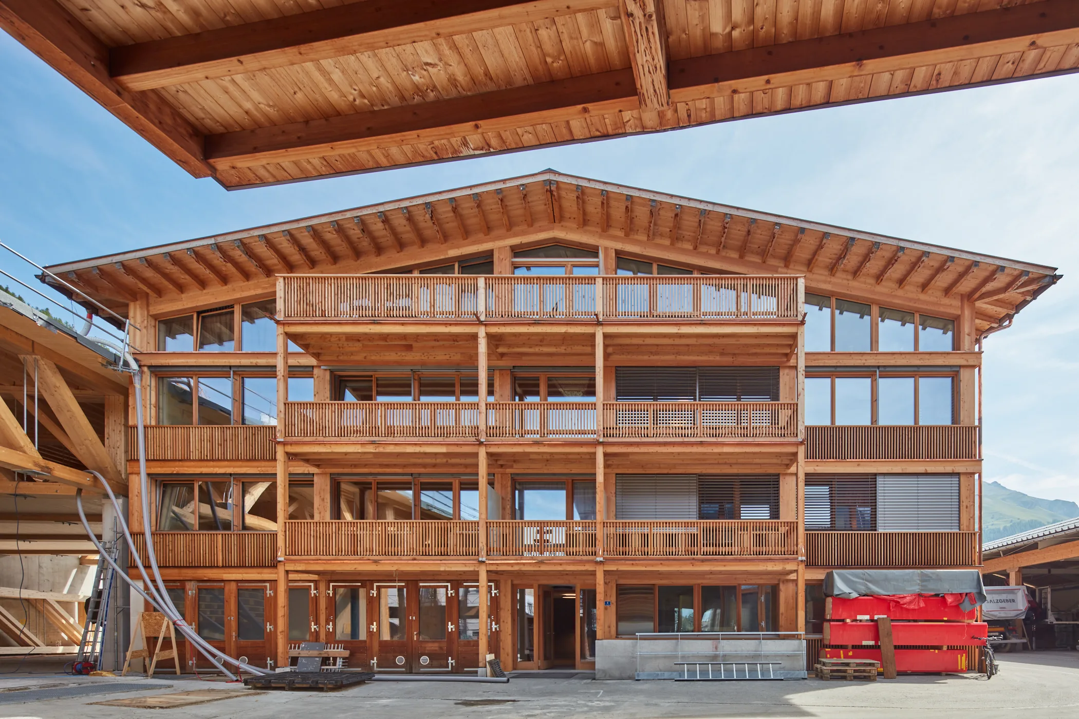 Zentrale für Wärme- und Stromproduktion mit Holz | S-chanf